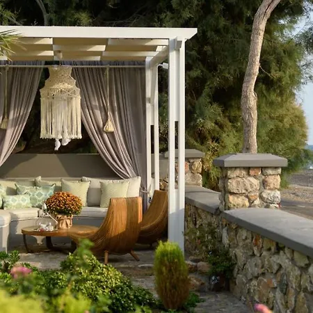 Ocean Bay Апартаменты Камари