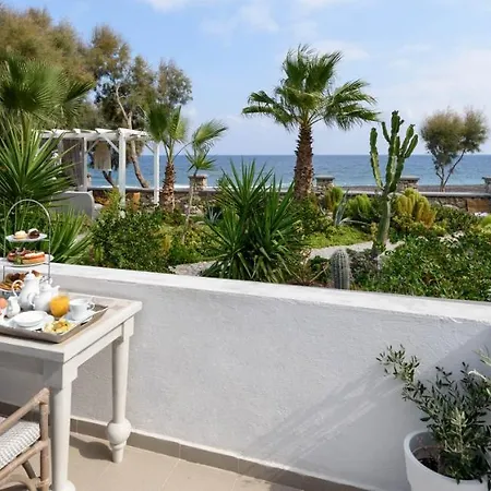 Ocean Bay Apartment