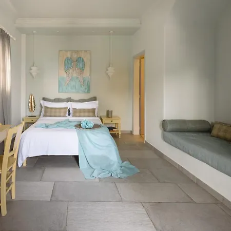 Ocean Bay Apartment