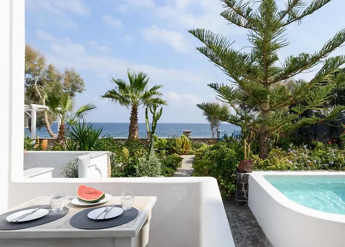 Ocean Bay Kamari (Santorini)