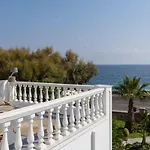 Ocean Bay * Kamari (Santorini)
