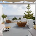Ocean Bay * Kamari (Santorini)